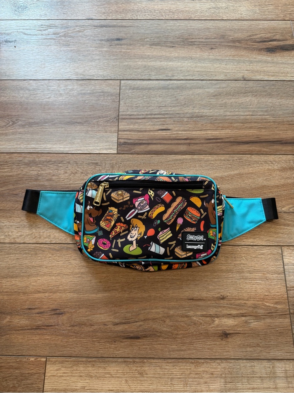 Loungefly Scooby-Doo Print Fanny Pack 10”x6”